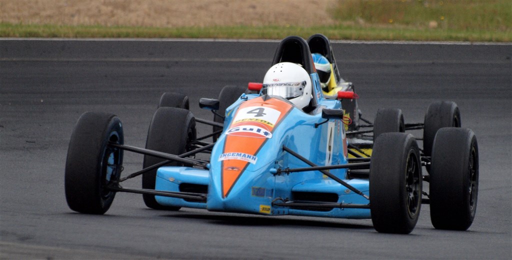 Formel Ford’en er blandt de hurtigste racere i Danmark
(Foto: Åge Keseler Kirketerp)
